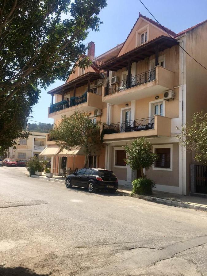 Filippos Apartments أرغوستولي المظهر الخارجي الصورة