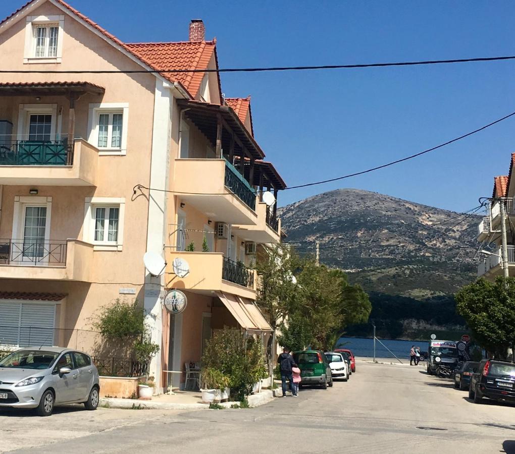 Filippos Apartments أرغوستولي المظهر الخارجي الصورة